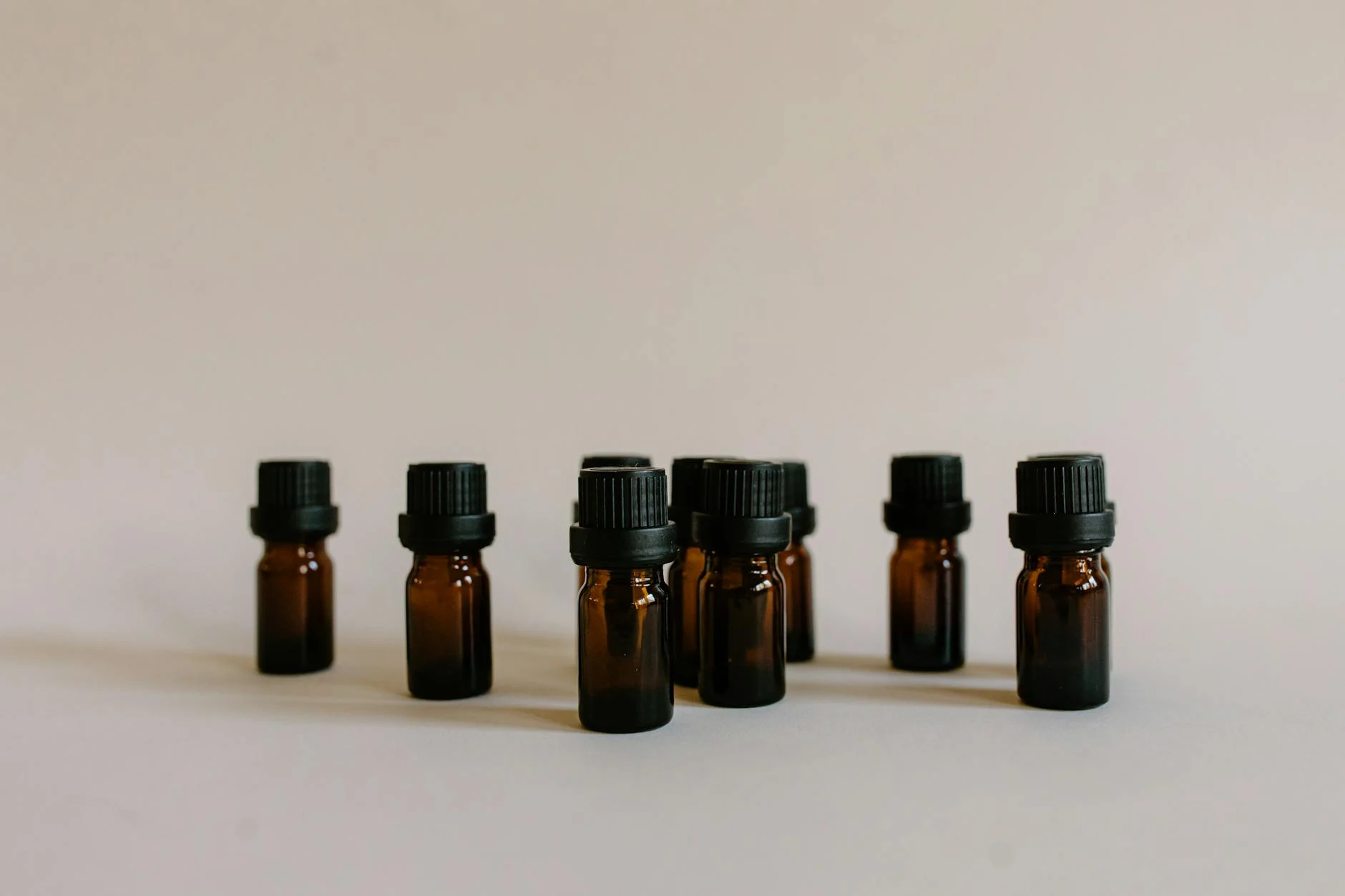 Eau de Parfum: The Ultimate Guide to Fragrance Longevity Eau de Parfum: The Ultimate Guide to Fragrance Longevity